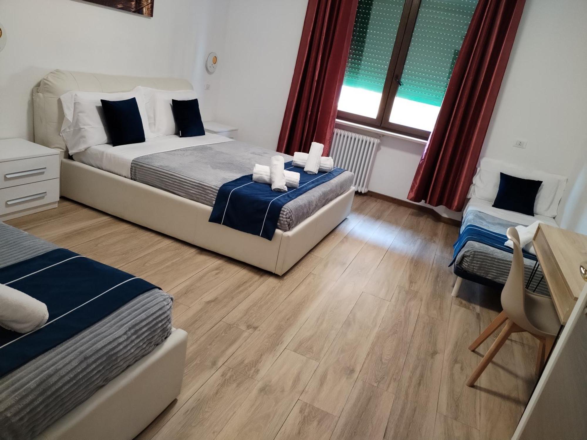 Nuova Fiera Camera Verona Buitenkant foto