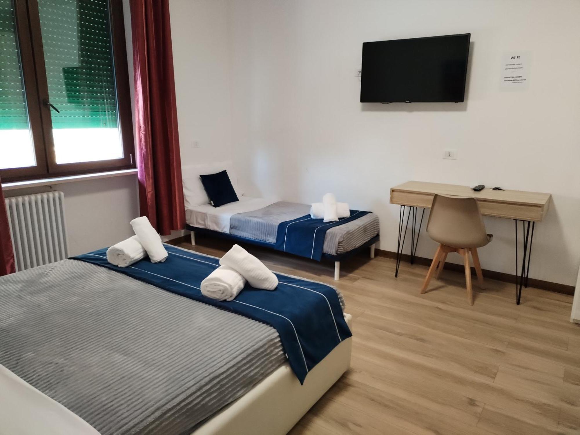 Nuova Fiera Camera Verona Buitenkant foto