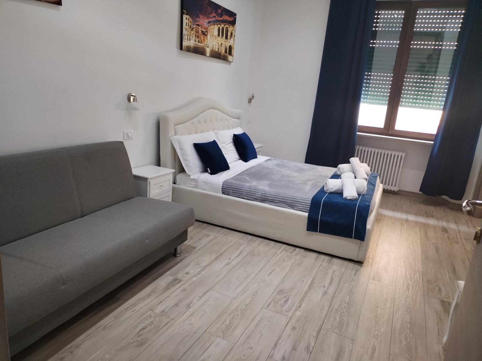 Nuova Fiera Camera Verona Buitenkant foto